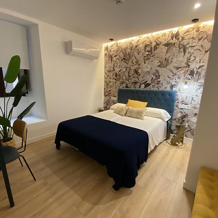 Apartamentos Penalara Segovia Eksteriør bilde