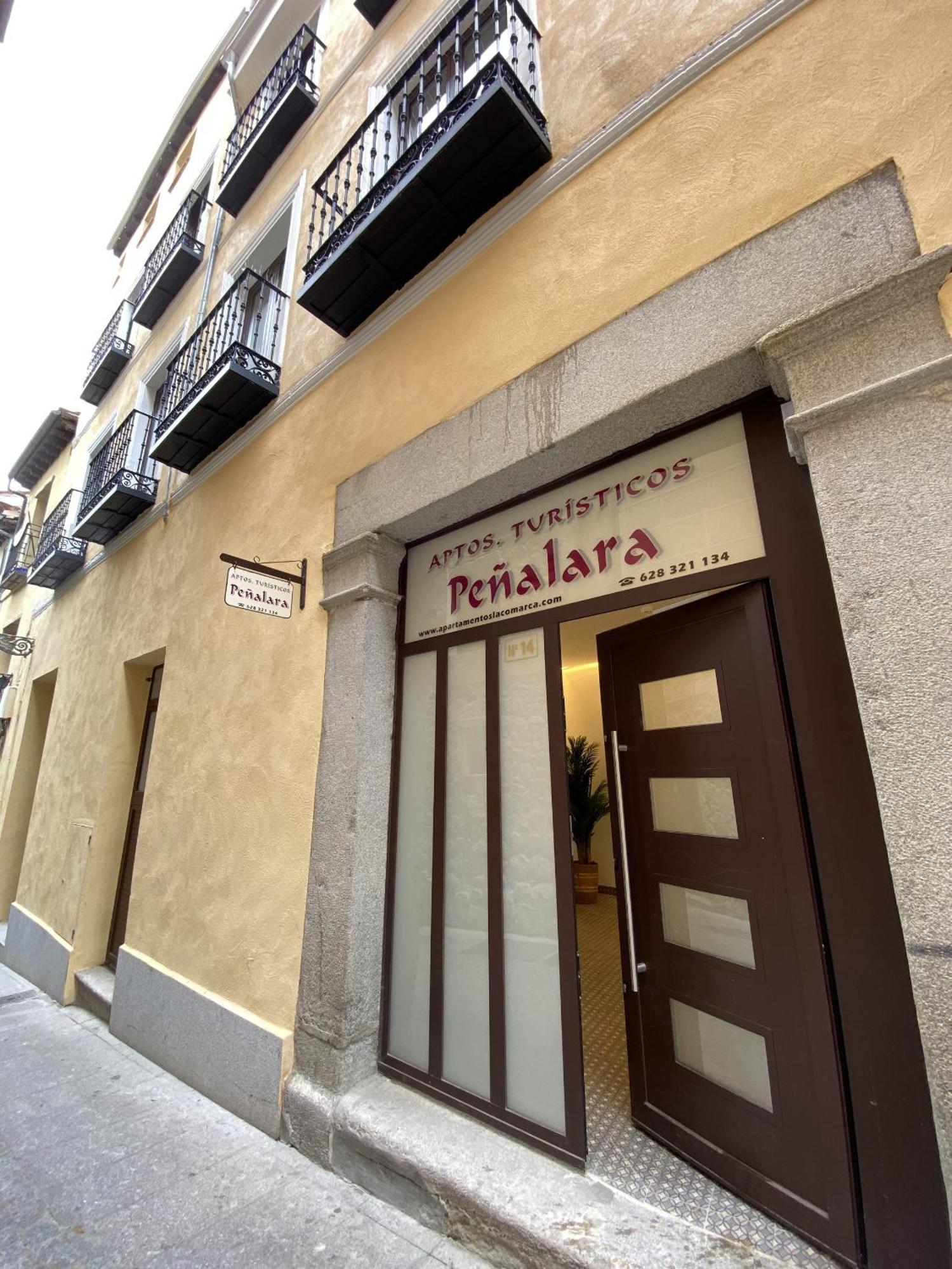 Apartamentos Penalara Segovia Eksteriør bilde