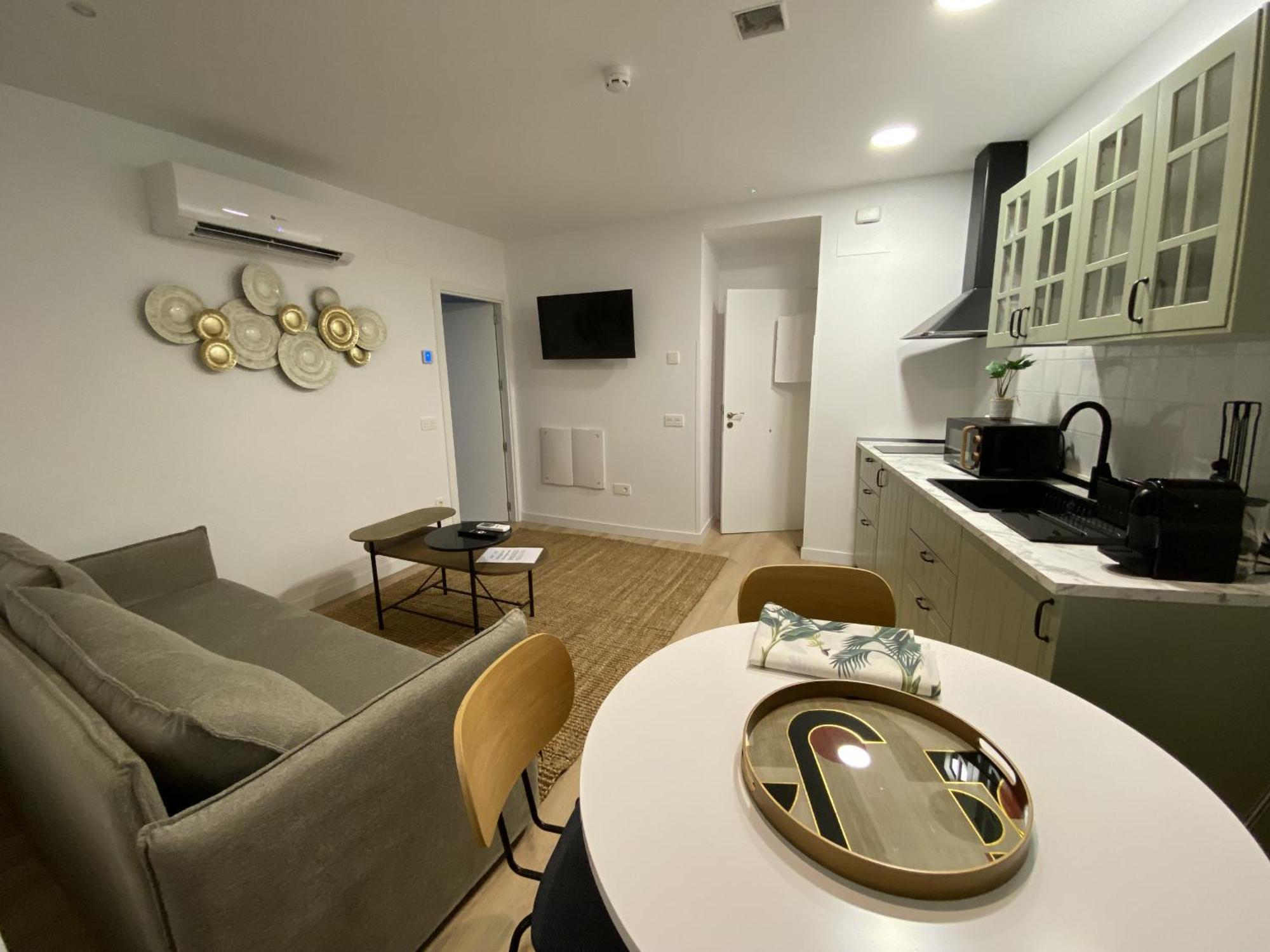 Apartamentos Penalara Segovia Eksteriør bilde
